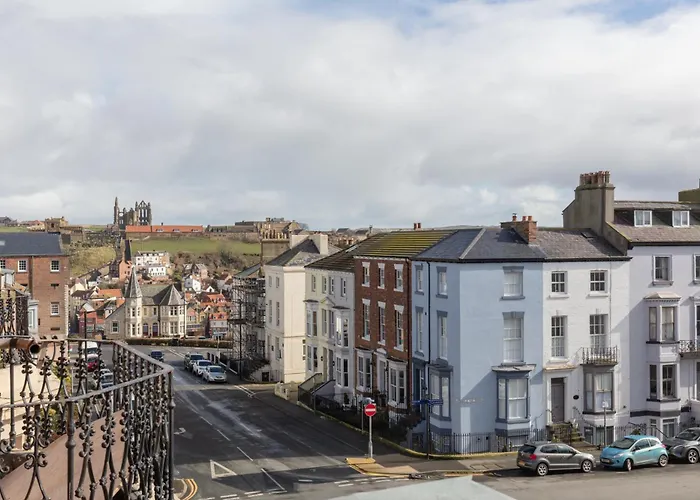 Abbey Terrace - Free Parking Apartment Whitby