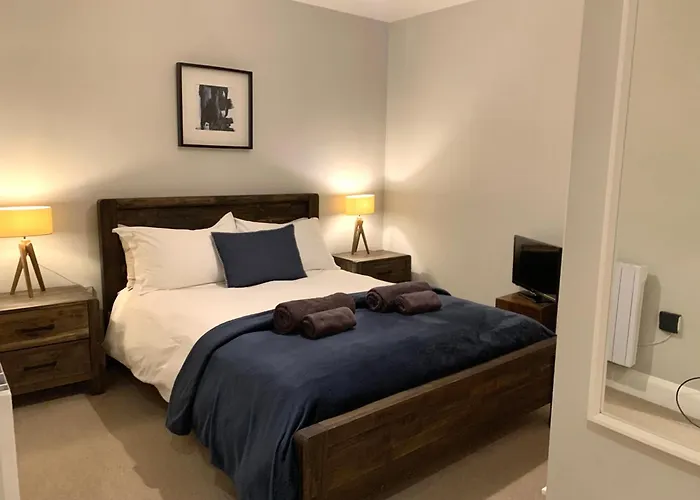 89A Church Street - Luxury One Bed Apartment With Roof Terrace Whitby