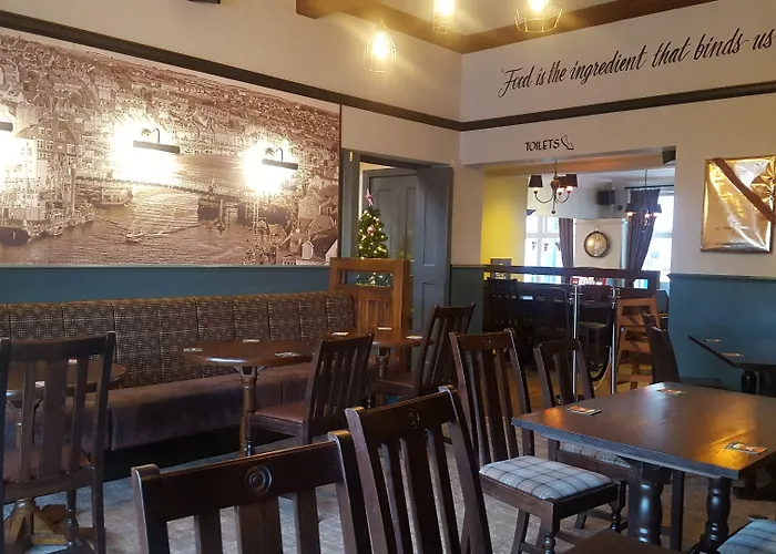 Whitby HotelsDolphin