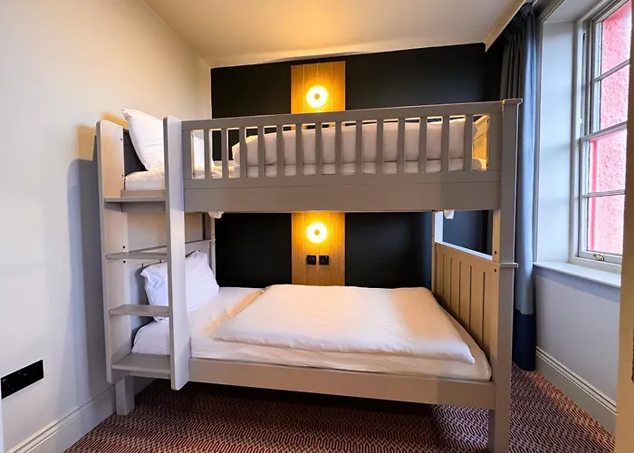 Royal Whitby Hotel