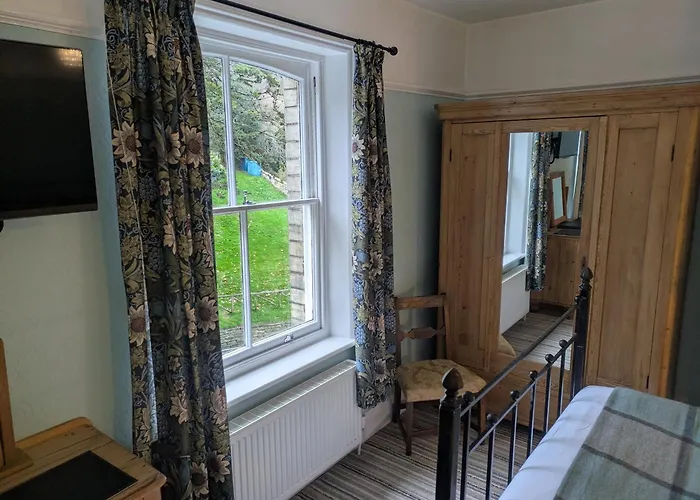 Broomfield House Whitby