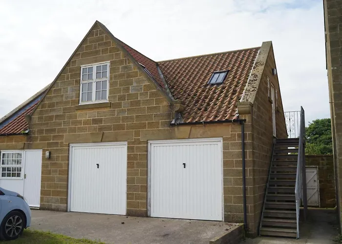 The Crow'S Nest Apartment Whitby