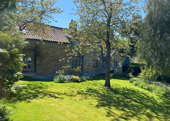 Granny'S Attic At Cliff House Farm Holiday Cottages, Whitby