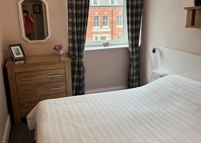 Endeavour Returns Holiday Apartment Whitby