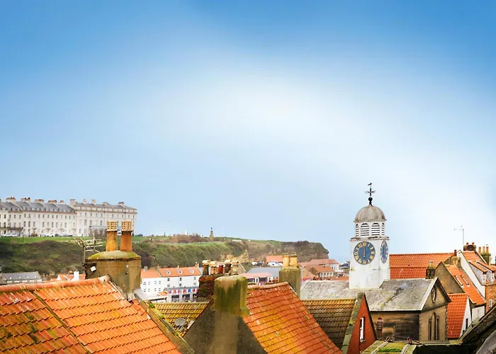 Whitby Old Town Stay, Sleeps 4, The Nest