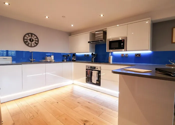 Blue Peter Engine Shed Apartment Whitby