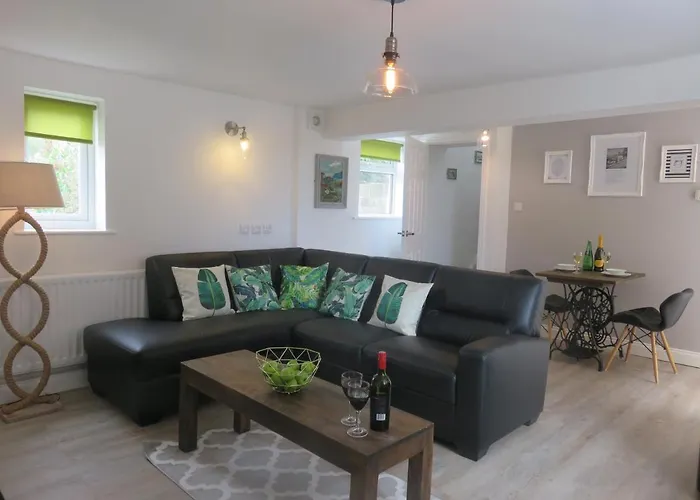 Esk Cottage - Cyanacottages Whitby