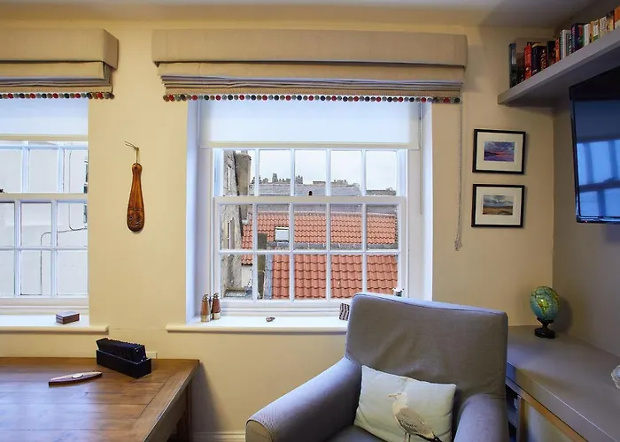 Host & Stay - Spyglass 1708 Whitby